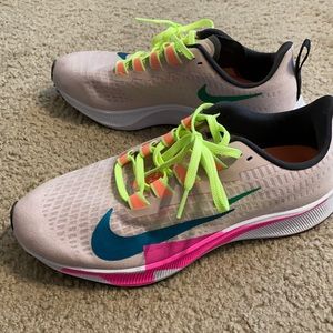 Nike Air Zoom Pegasus Size 10